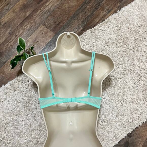 Victoria's Secret PINK 34B Pastel Green Lace Lightly Lined Demi Underwire Bra - Picture 4 of 9